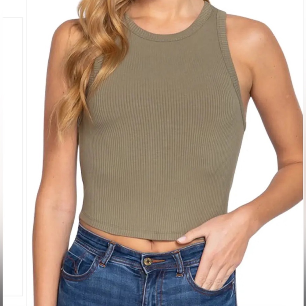 Ribbed Tank